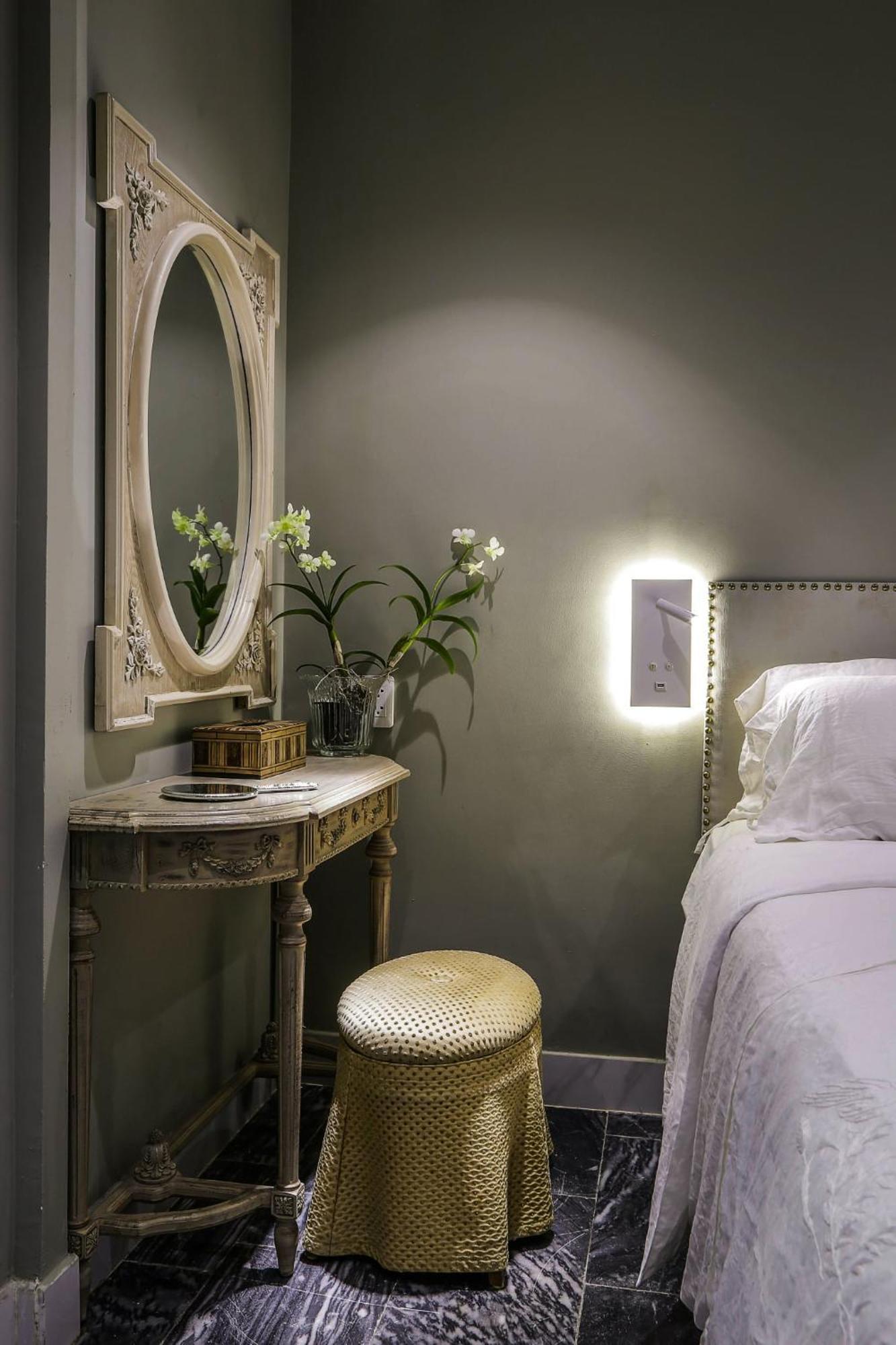 호치민 Bed In Town Saigon 아파트 호텔 외부 사진